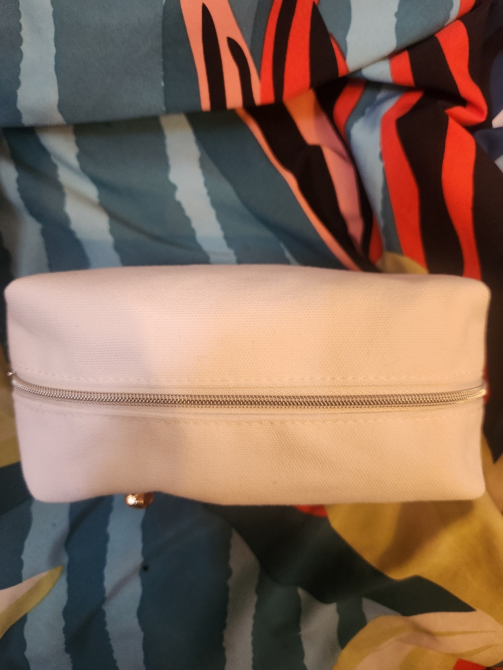 MISS DIOR Beauty Cosmetic Pouch W Rhinestone Bunny Pin NWOT - Picture 5 of 10